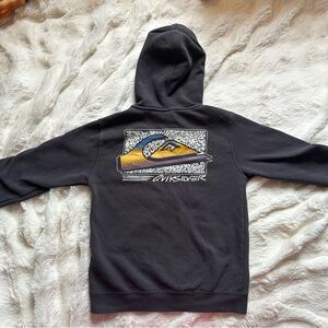 Y2K Quiksilver zip-up hoodie with classic surf logo back graphic 🌊